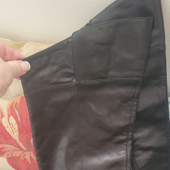 Boots - Picture 7 of 7